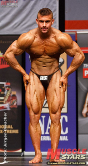 2015-11_nac_universe_4466